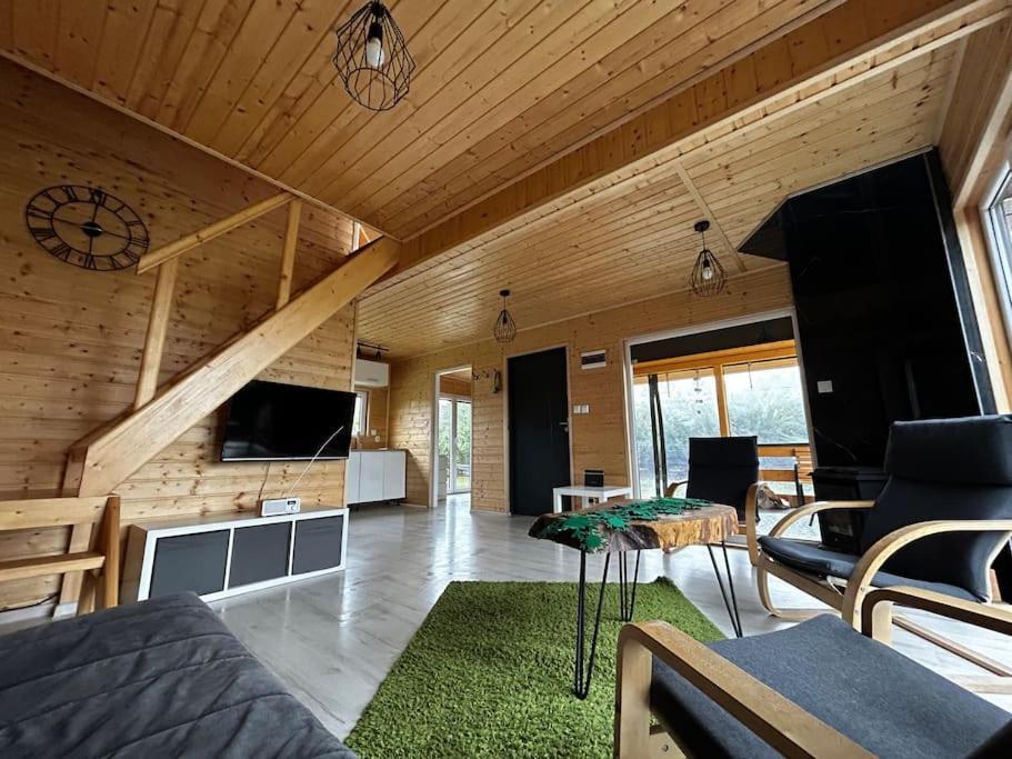 Villa Dom Male Mazury Drozdowo Esterno foto